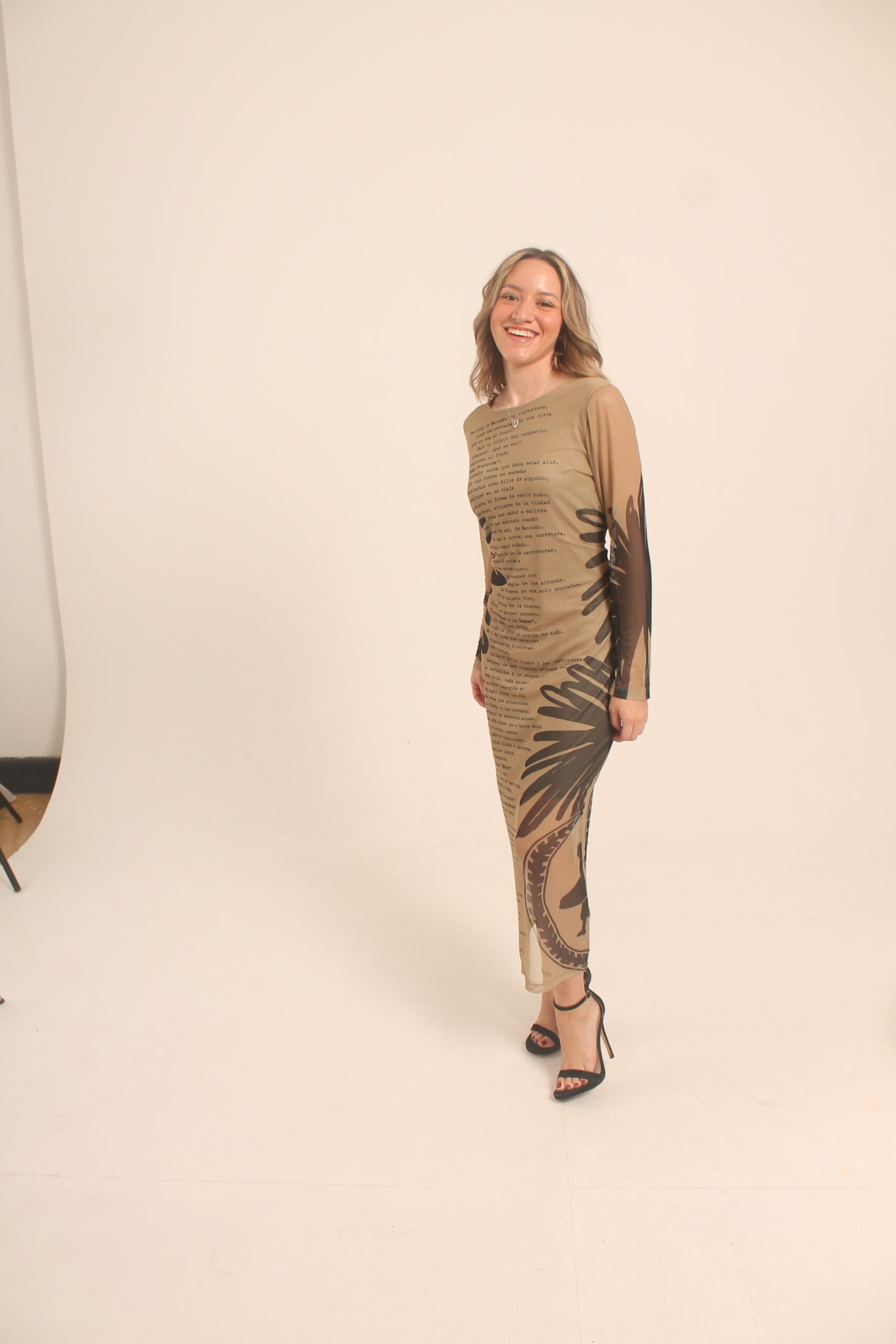 vista general de producto la sierrita dress piel